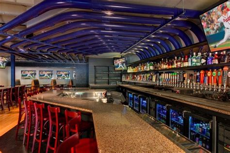 Bar & Grill .